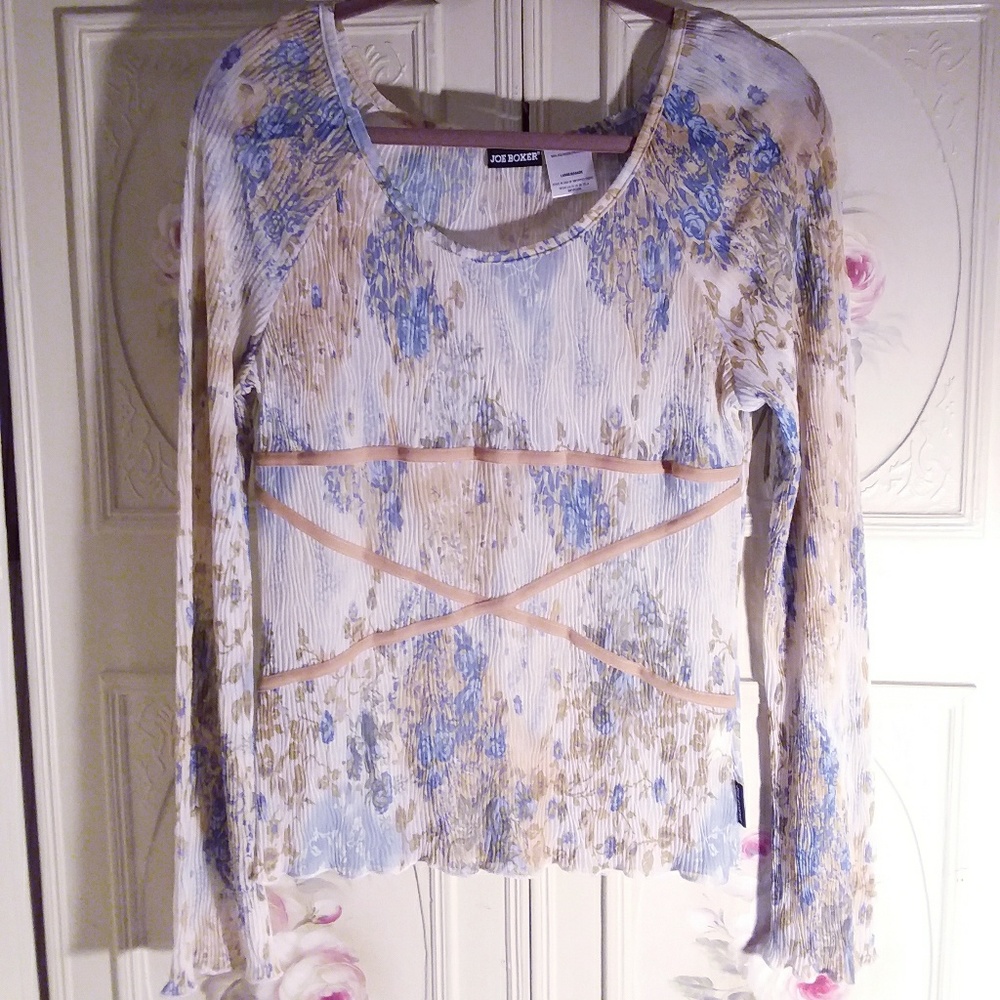 Joe Boxer Floral Blouse💙